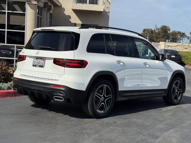 Used 2025 Polar White Mercedes-Benz GLB 250 image 11
