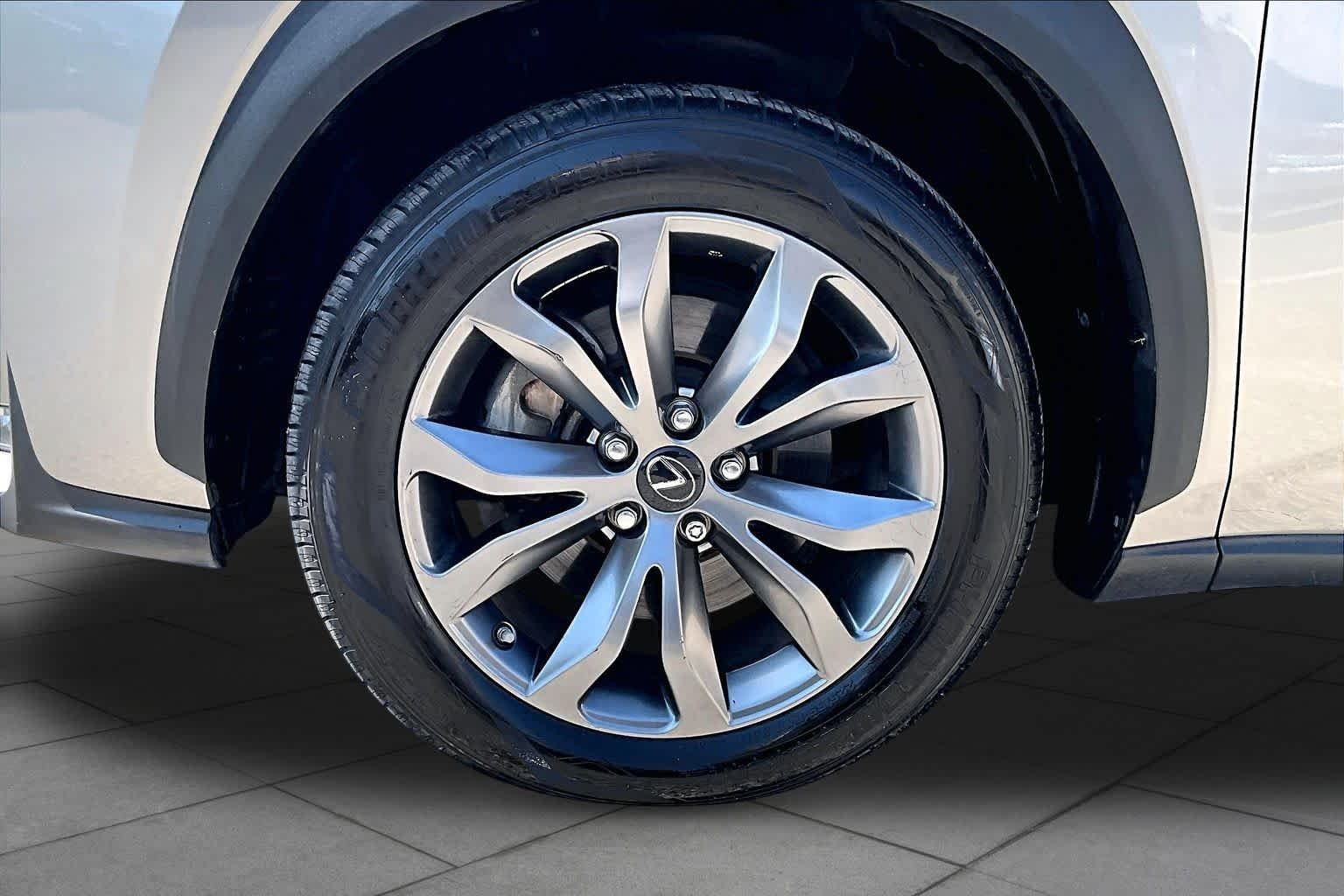 Used 2017 Atomic Silver Lexus  image 11