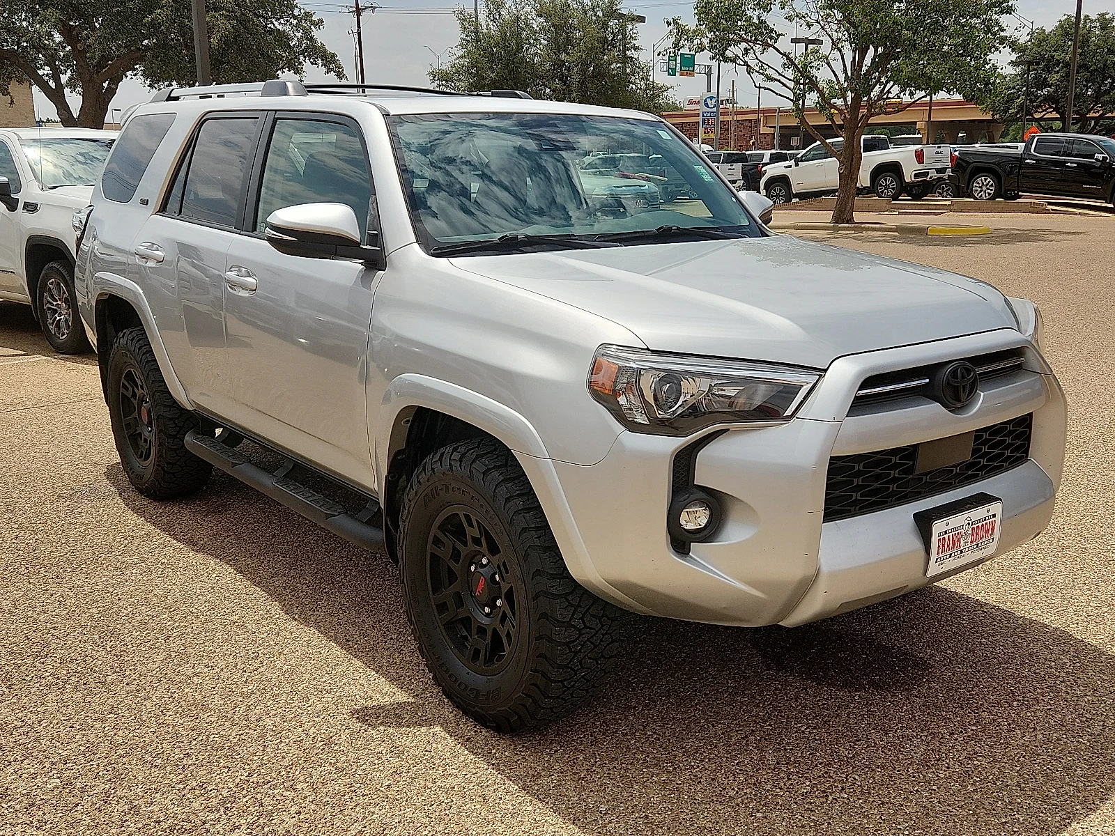Used 2022 Silver Toyota SR5 Premium image 6