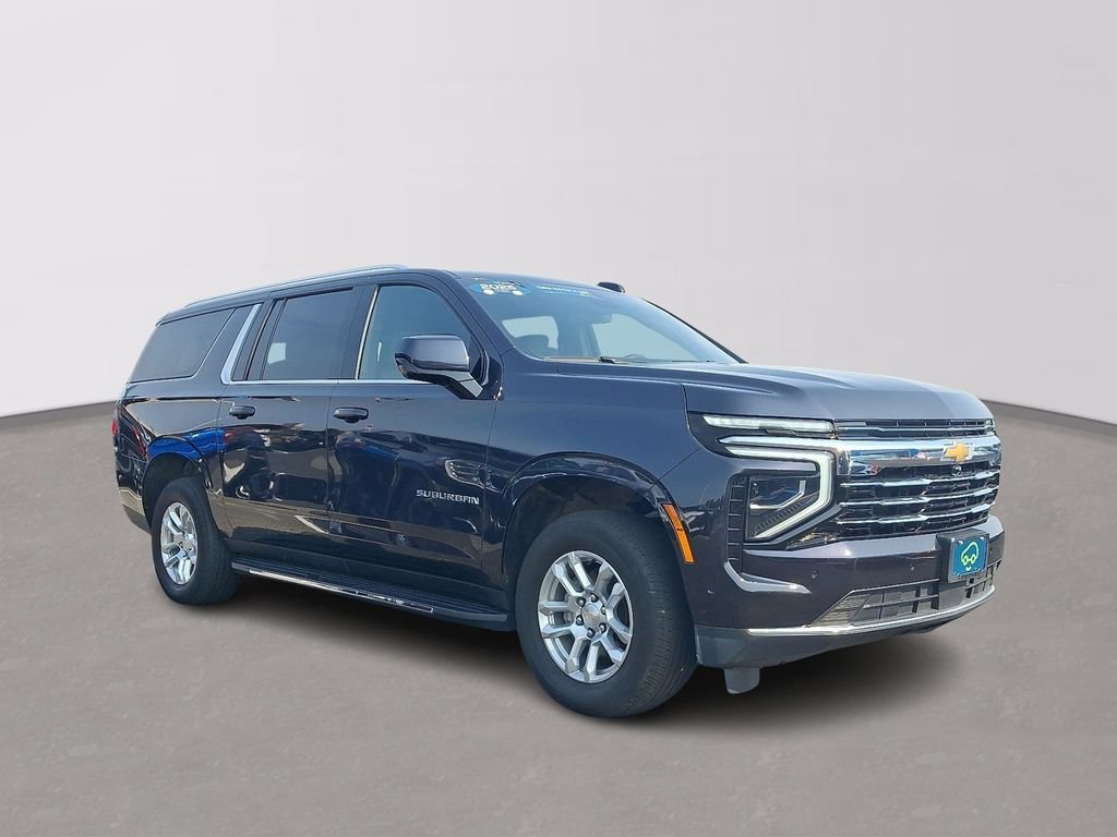 Used 2025 Dark Ash Metallic Chevrolet LT image 3