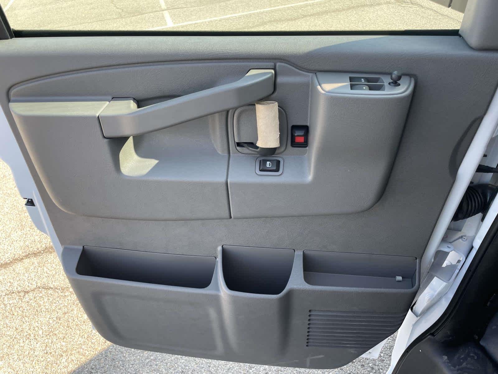 2026 Chevrolet Express Cargo Work Van - Photo 50
