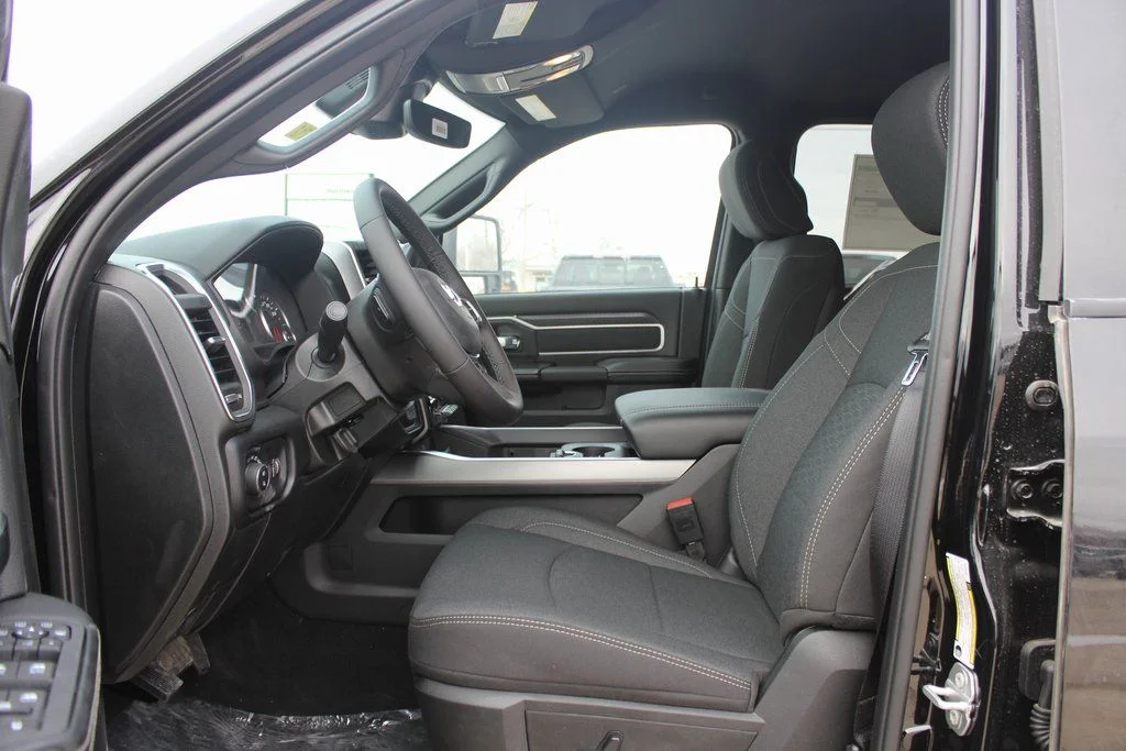 2026 RAM 2500 Big Horn - Photo 10