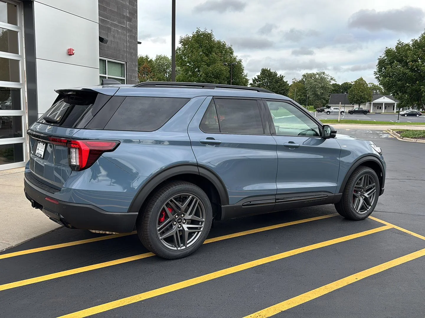 New 2027 Vapor Blue Metallic Ford ST-Line image 6