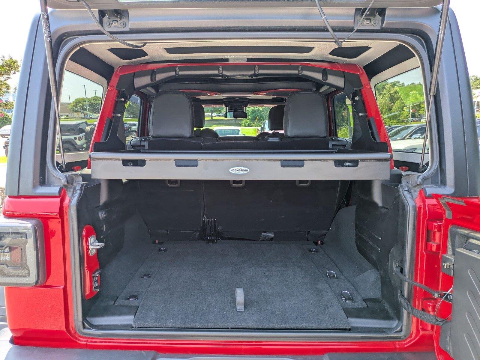 Used 2024 Firecracker Red Clearcoat Jeep Rubicon image 26