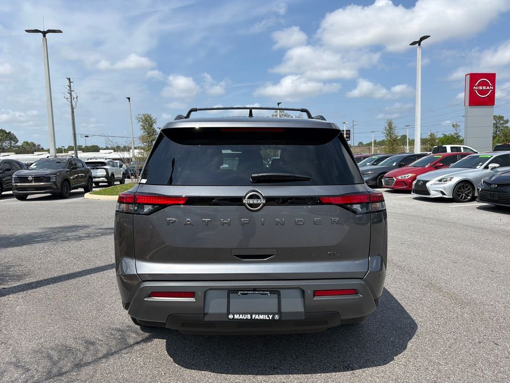 New 2026 Nissan Pathfinder SL 4D Sport Utility