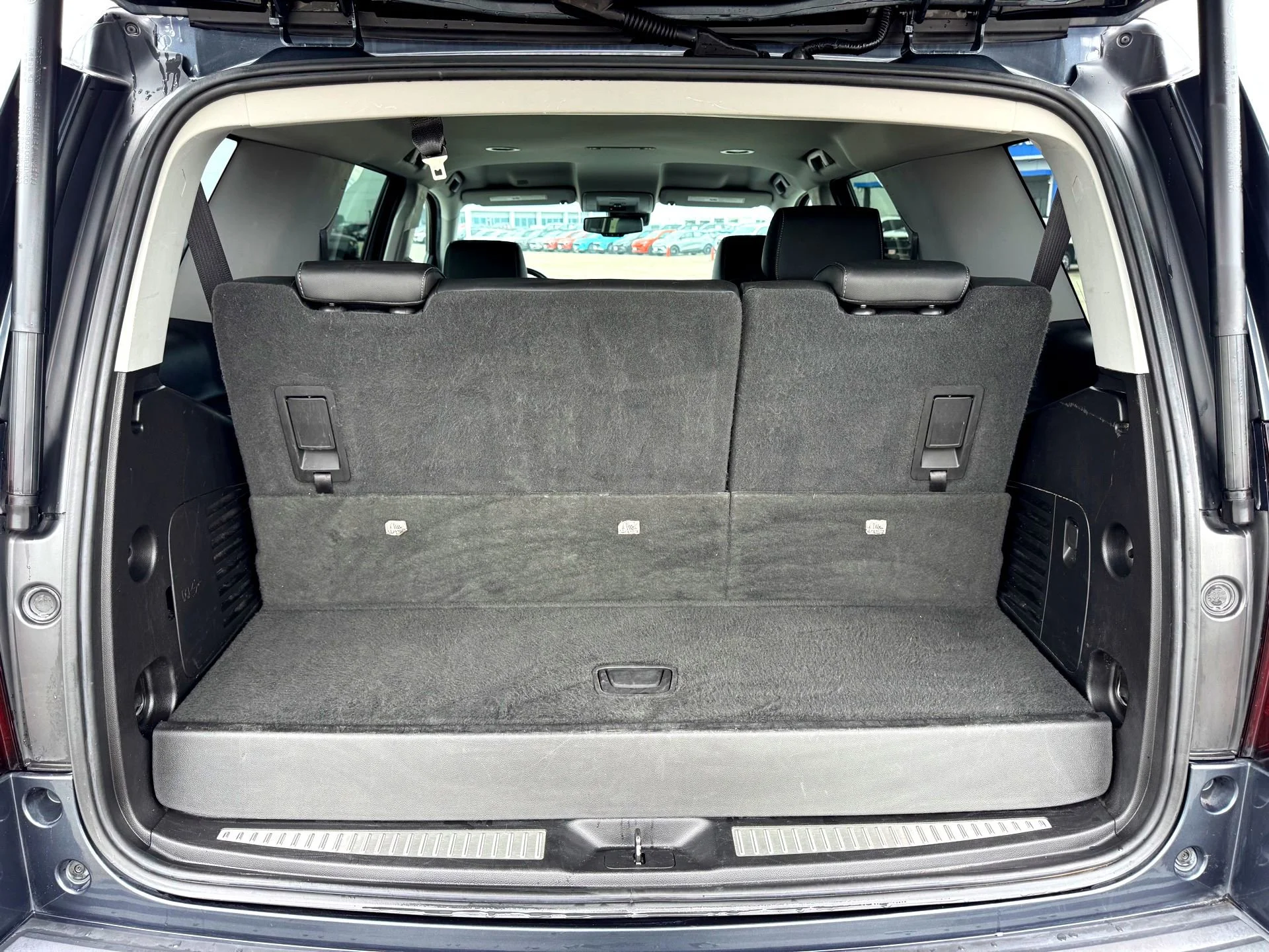 Used 2020 Shadow Gray Metallic Chevrolet LT image 8