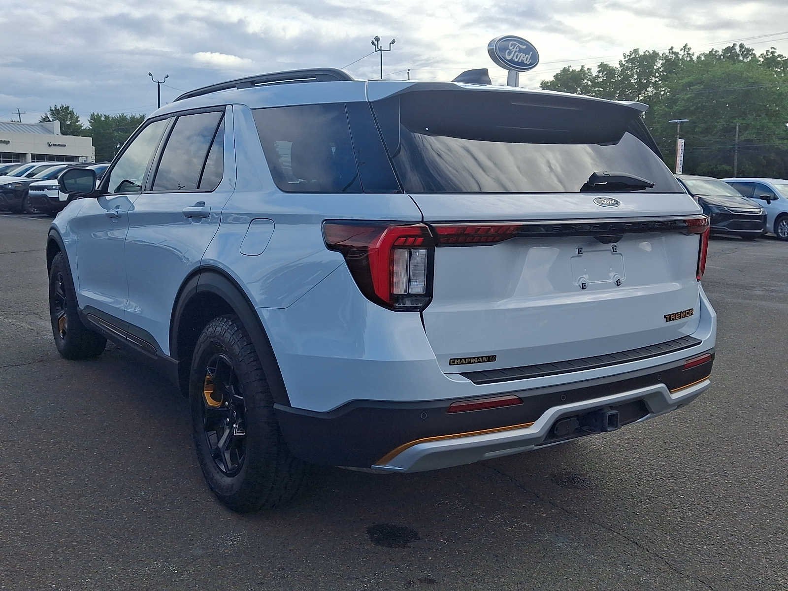 New 2026 Space White Metallic Ford Tremor® image 4
