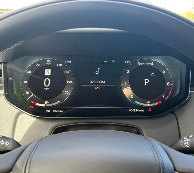 New 2026 Santorini Black Land Rover SE image 16
