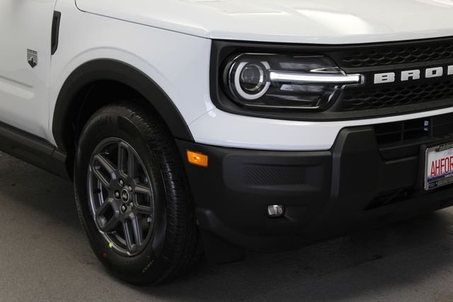 New 2026 White Ford Big Bend image 2