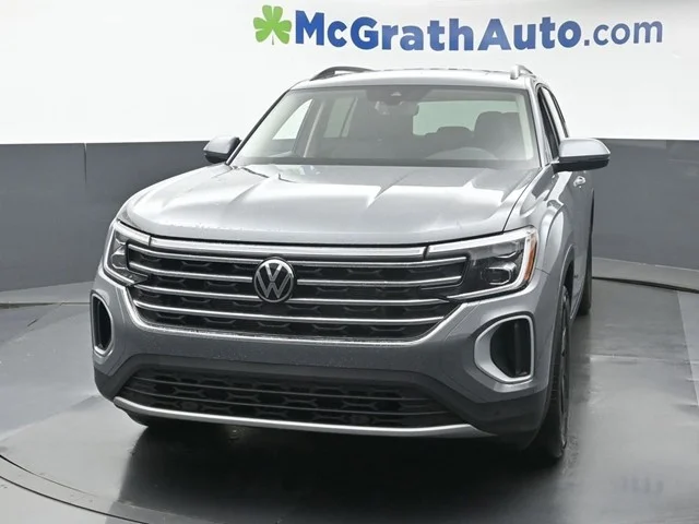 New 2026 Pure Gray Volkswagen 2.0T SE W/TECHNOLOGY image 5