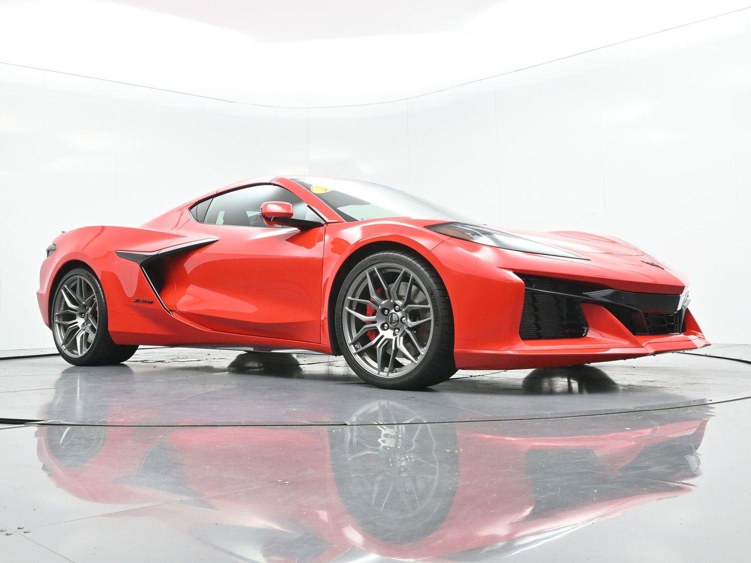Used 2025 Torch Red Chevrolet 3LZ image 46