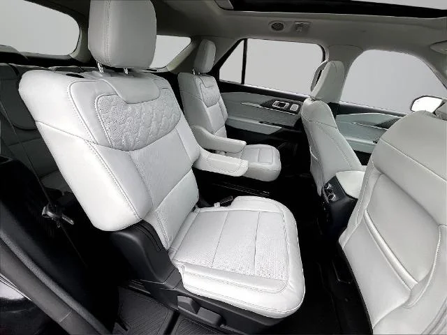 New 2026 Agate Black Metallic Ford Platinum™ image 46