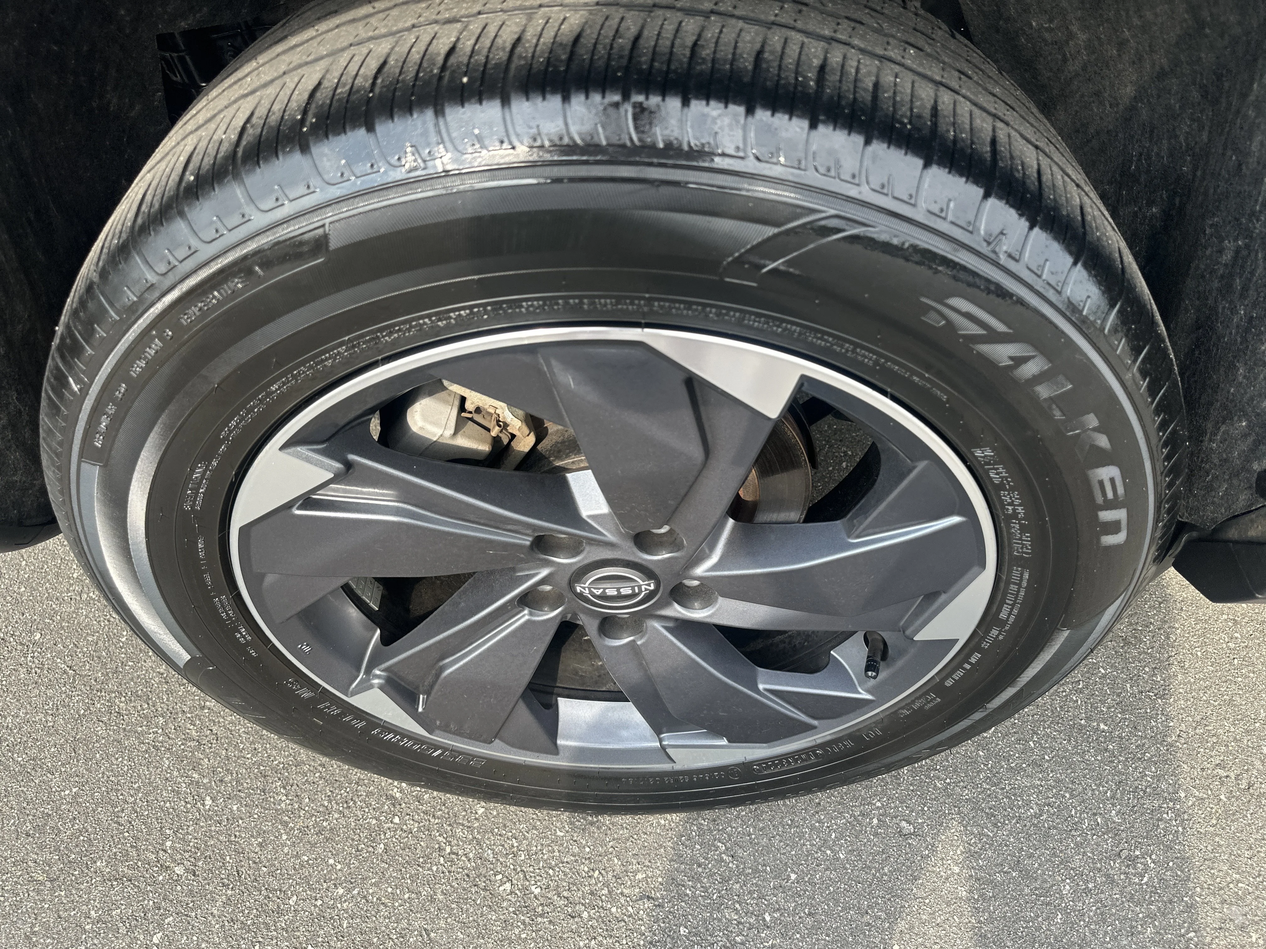 Used 2025 Gun Metallic Nissan SV image 31