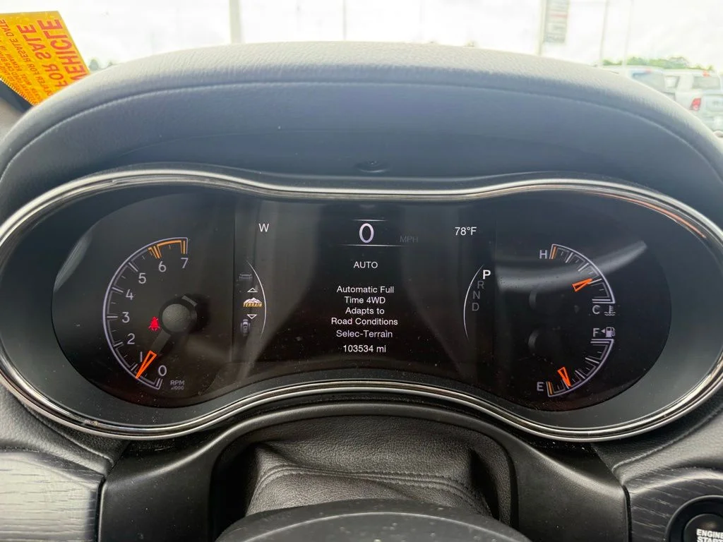 Used 2018 White Jeep Overland image 13