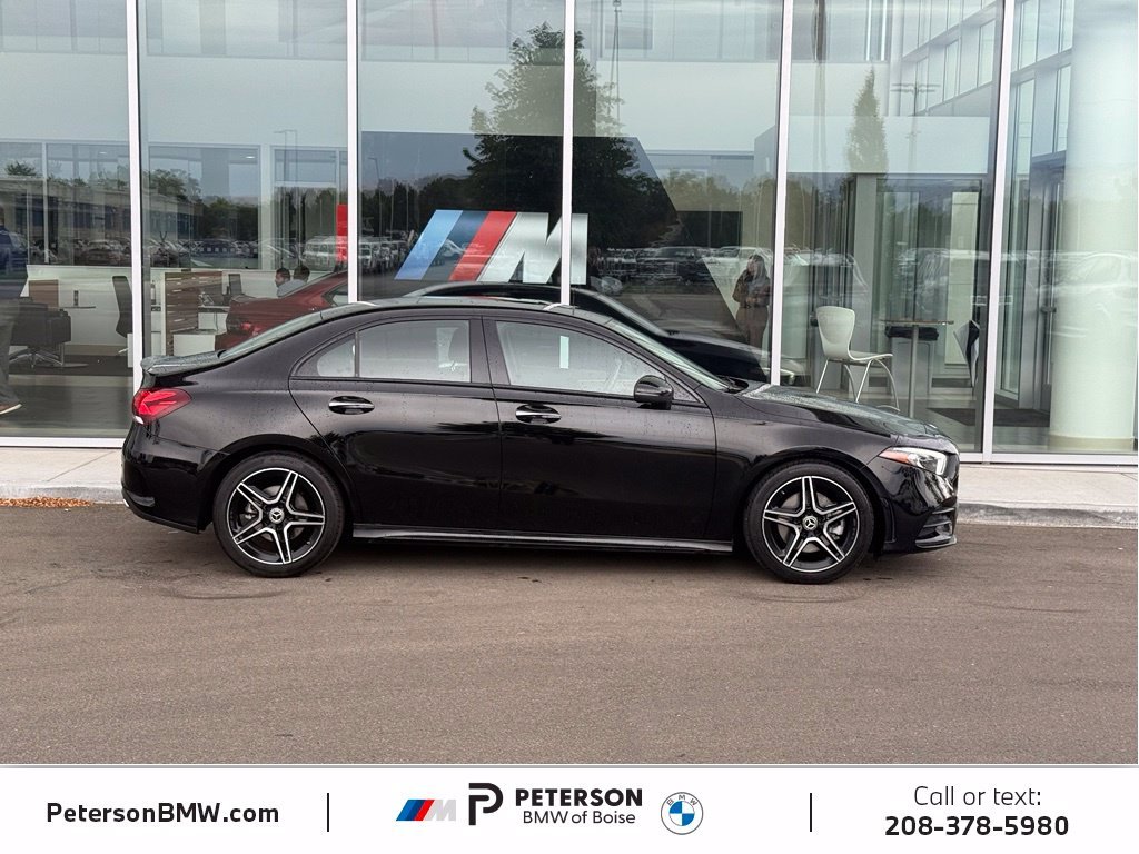 Used 2022  Mercedes-Benz A 220 image 6