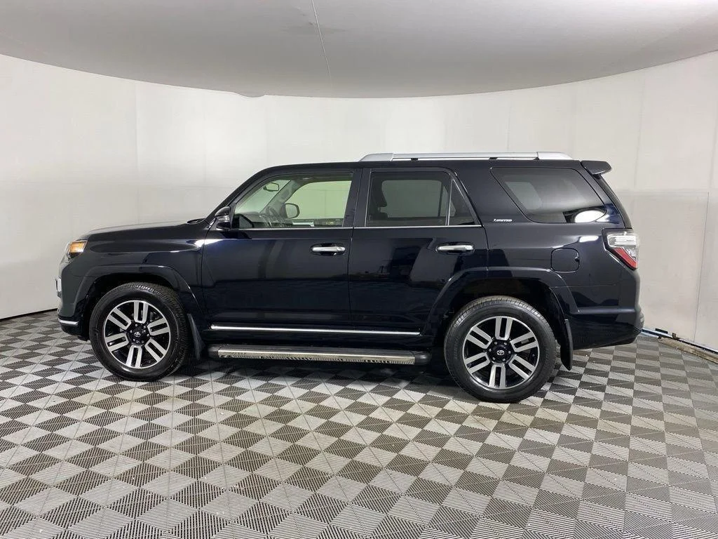 Used 2016 Midnight Black Metallic Toyota Limited image 12