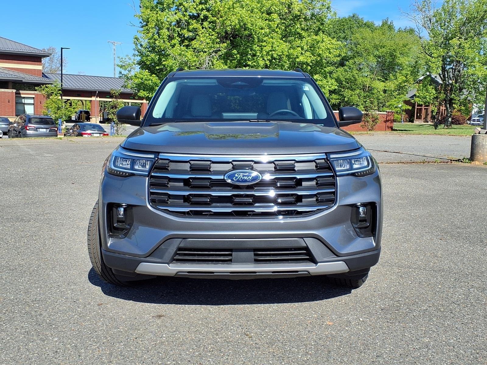 New 2026 Carbonized Gray Metallic Ford Active image 9