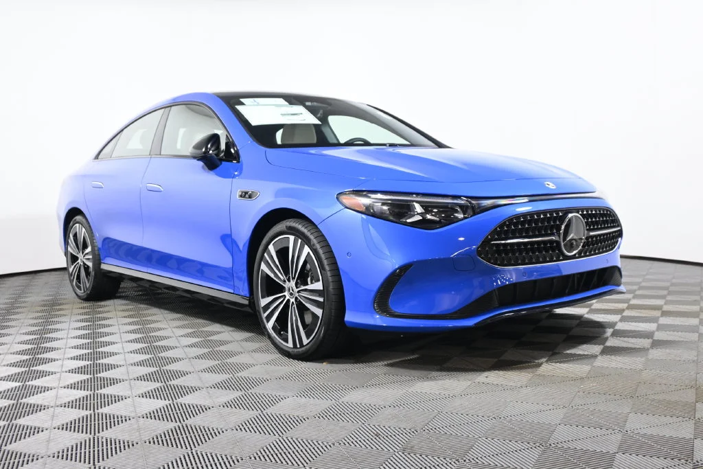 New 2027 Blue Mercedes-Benz CLA 220 image 9