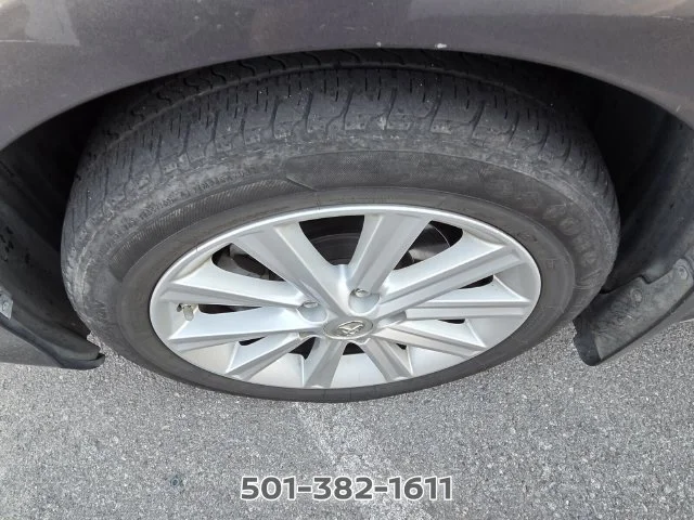 Used 2014 Gray Toyota XLE image 7