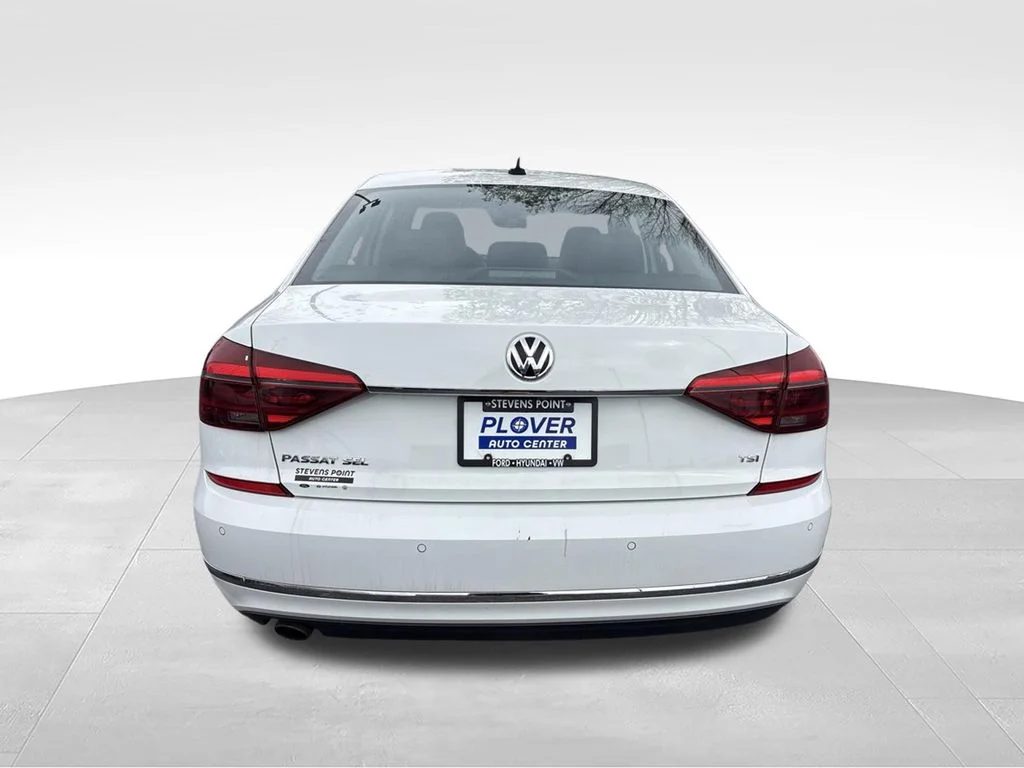 Used 2017 Pure White Volkswagen SEL Premium image 5