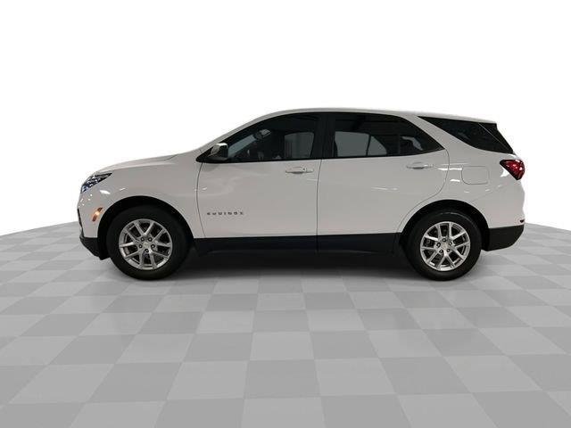 Used 2024 Summit White Chevrolet LS image 5