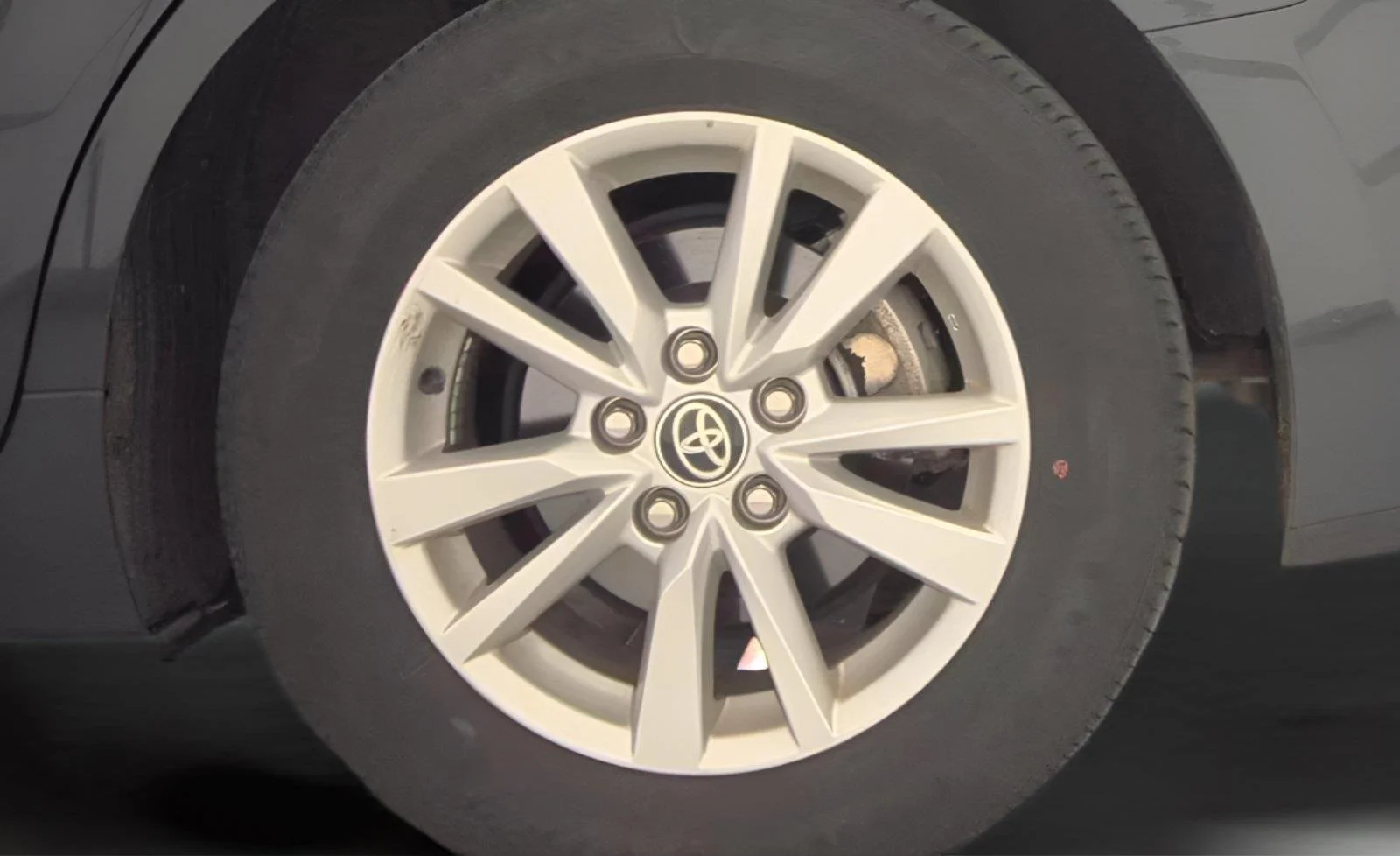 Used 2025 Underground Toyota LE AWD image 21