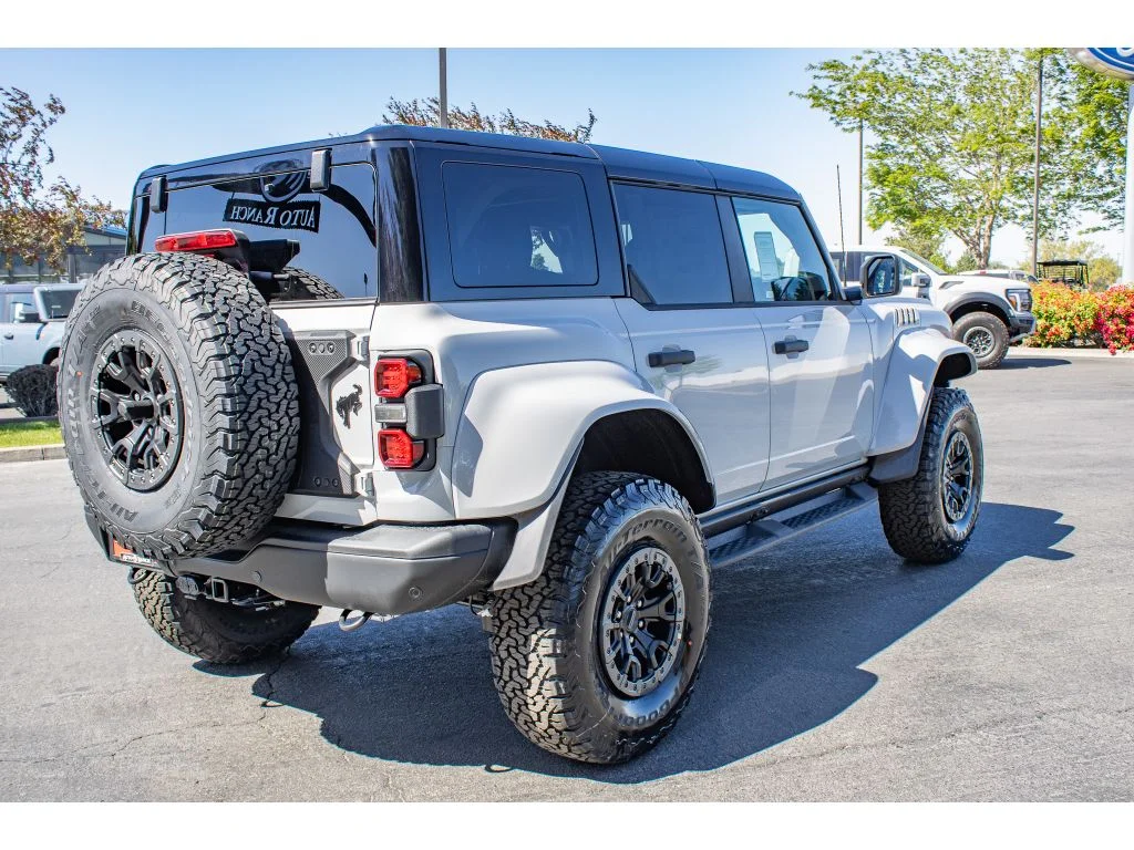 New 2026 AVALANCHE GRAY Ford Raptor image 8