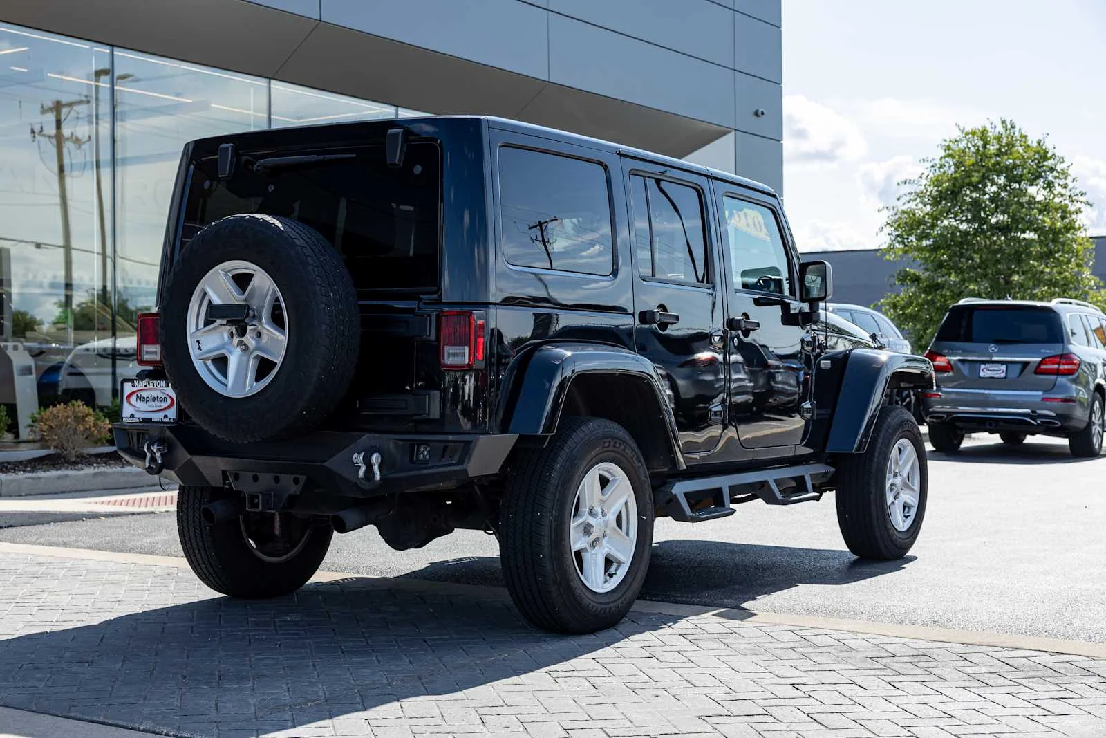 Used 2016 Black Clearcoat Jeep 75th Anniversary image 7
