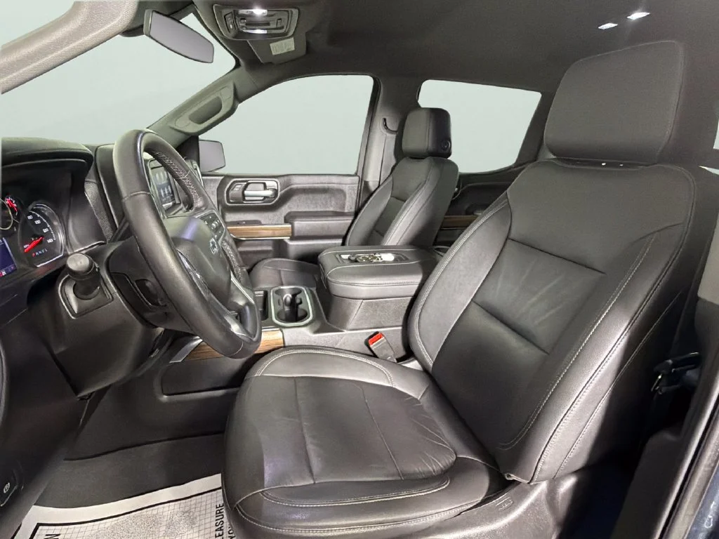 Used 2021 SHADOW GRAY METALLIC Chevrolet LT Trail Boss image 16
