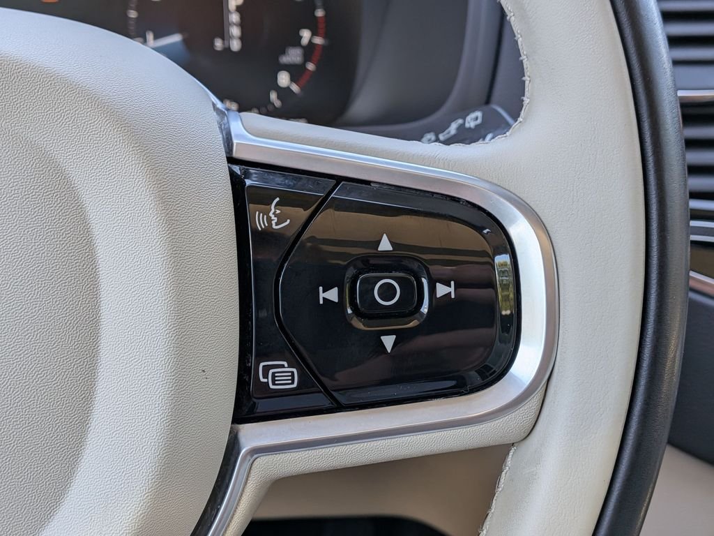 Used 2022 Gray Volvo T6 Inscription image 25