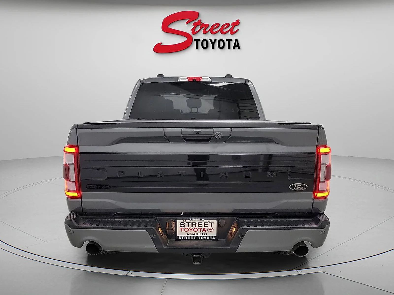 Used 2023 Gray Ford  image 3