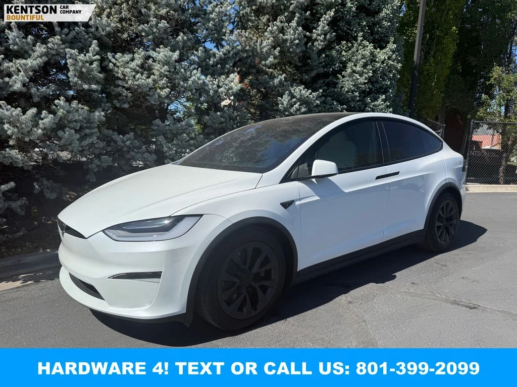 2023 Tesla Model X Long Range's photo