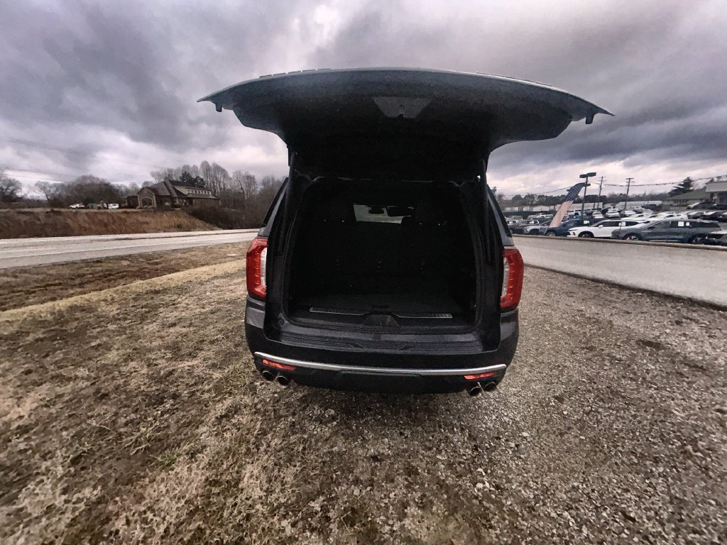 Used 2023 Gray GMC Denali image 31