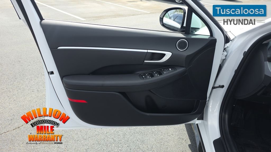 New 2026 White Hyundai SEL Sport image 12