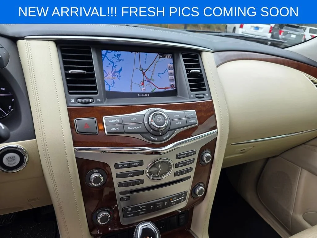 Used 2018 White INFINITI RWD image 11