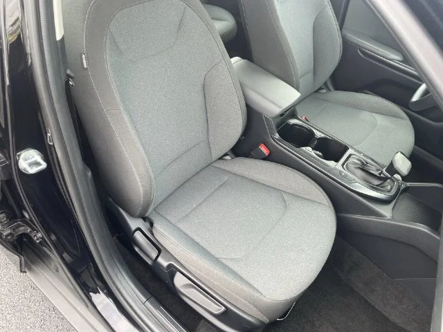 2025 Kia K4 LXS - Photo 39