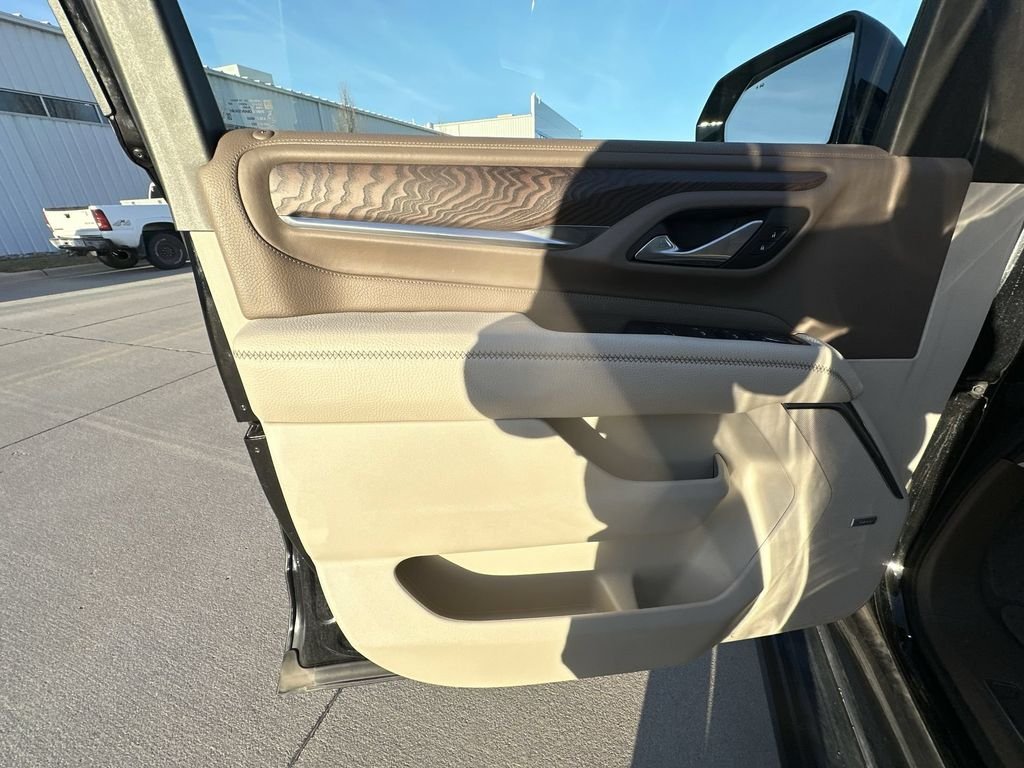 Used 2023 Black GMC Denali image 24