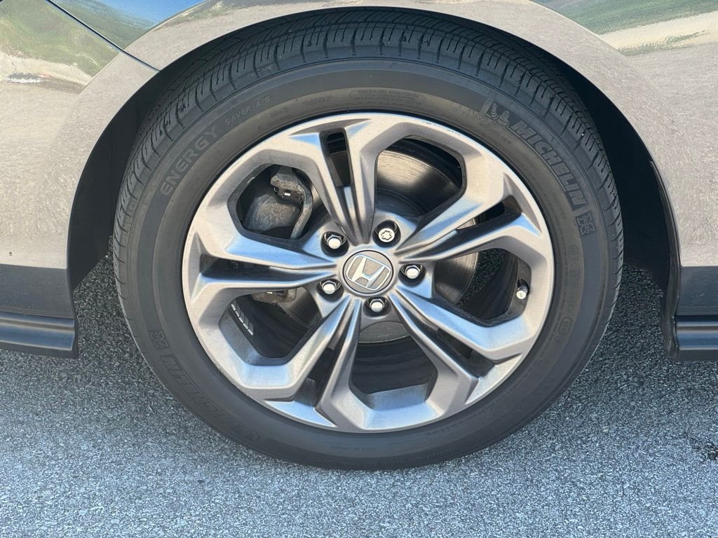 Used 2023 Meteorite Gray Metallic Honda EX image 11