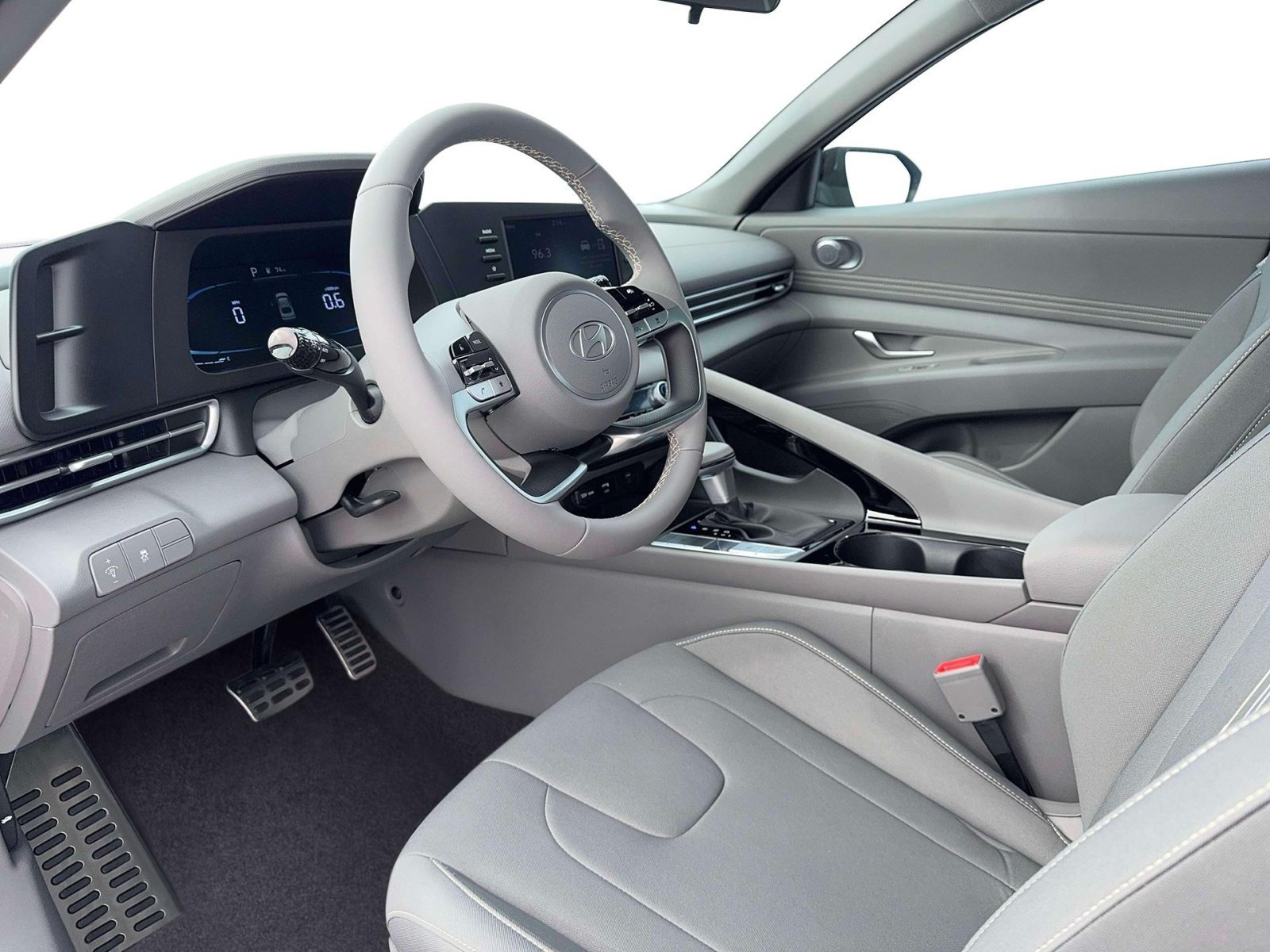 New 2026 Amazon Gray Hyundai SEL Sport image 14