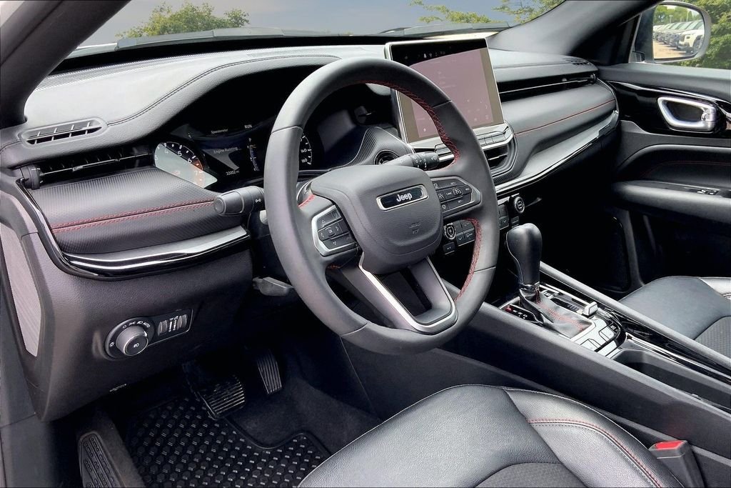 2025 Jeep Compass Trailhawk - Photo 17