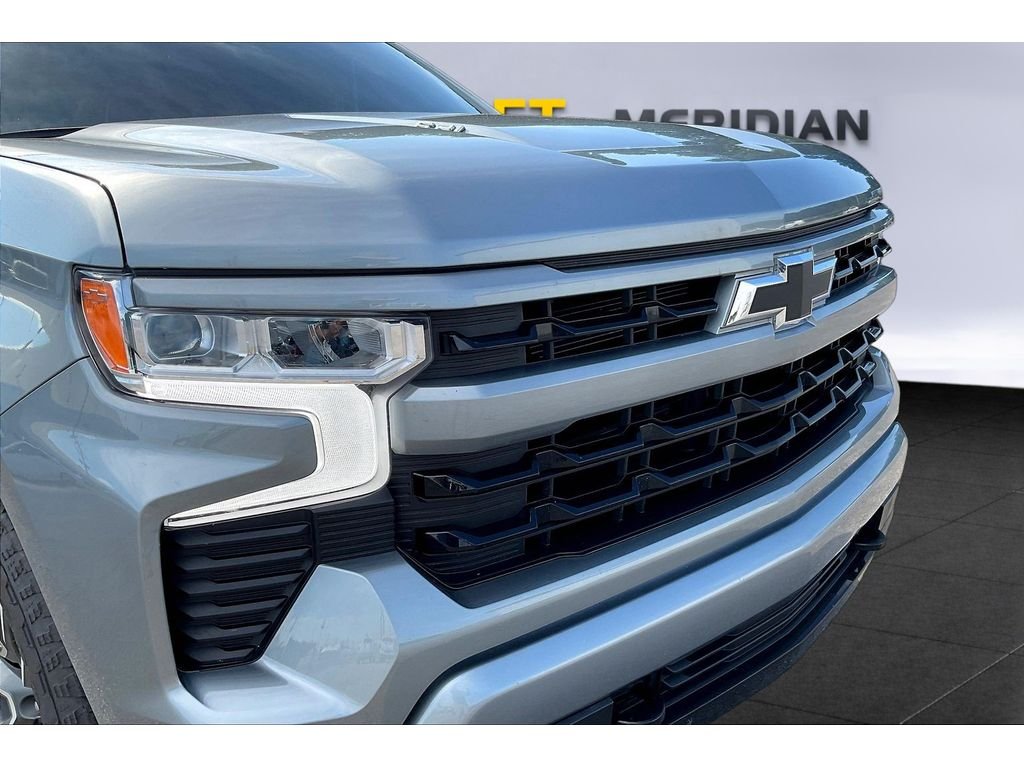 Used 2025 Sterling Gray Metallic Chevrolet RST image 20
