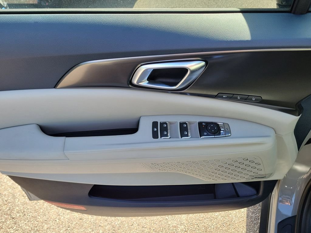 New 2026 Silver Kia SX Prestige image 21