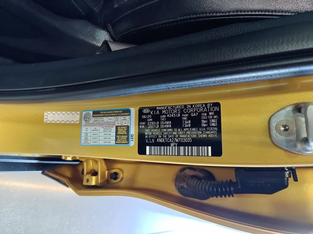 Used 2021 Yellow Kia SX image 25