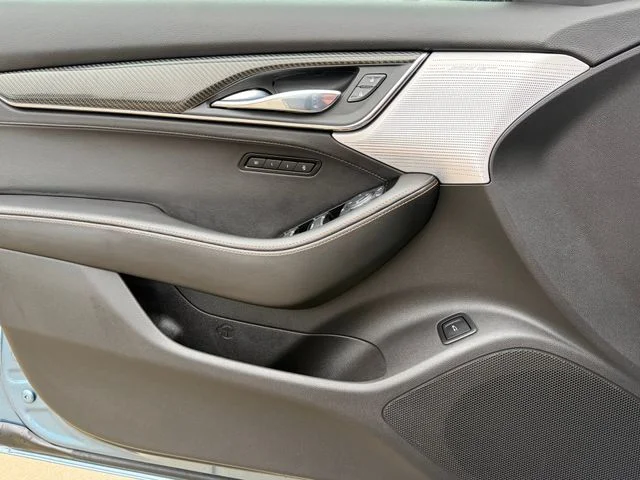 Used 2023 Black Cadillac Sport image 23
