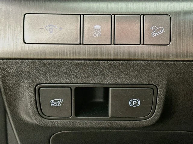 Certified Used 2026 Green Hyundai Limited image 21