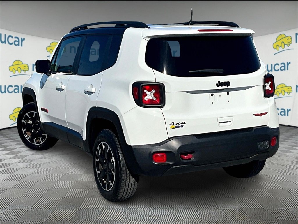 2023 Jeep Renegade Trailhawk photo 2