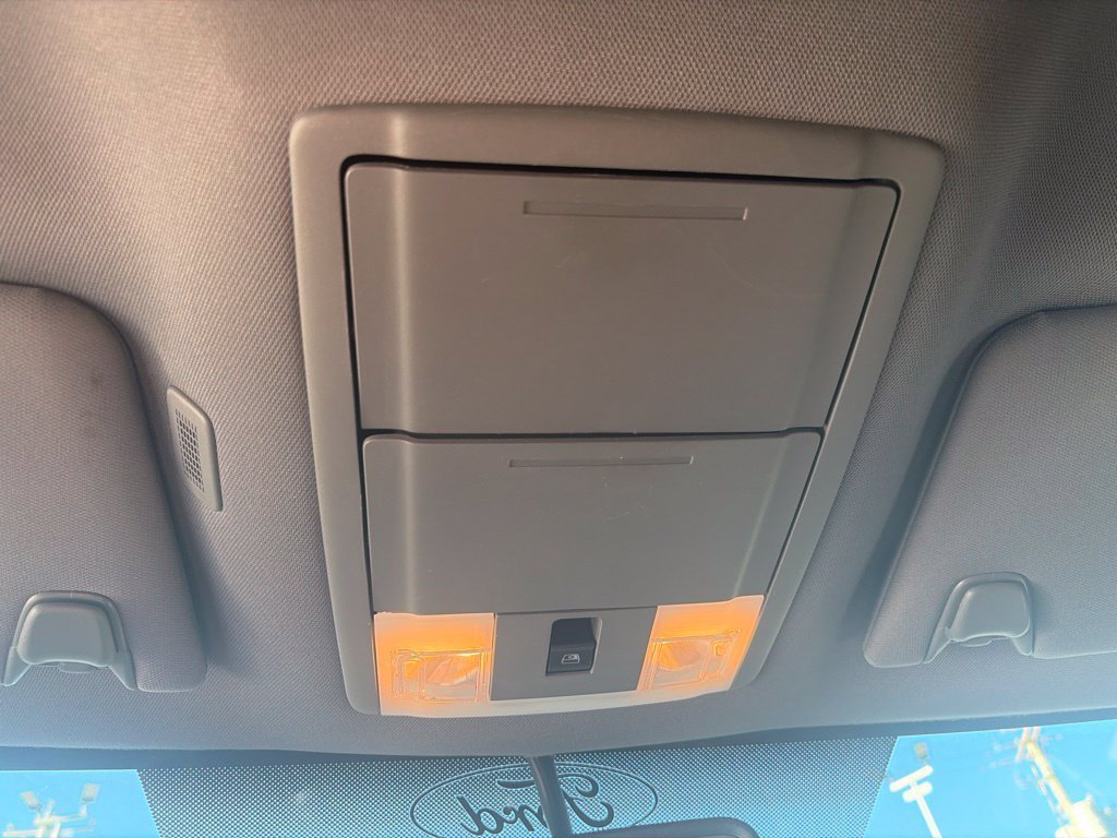 Used 2014 Red Ford XL image 26