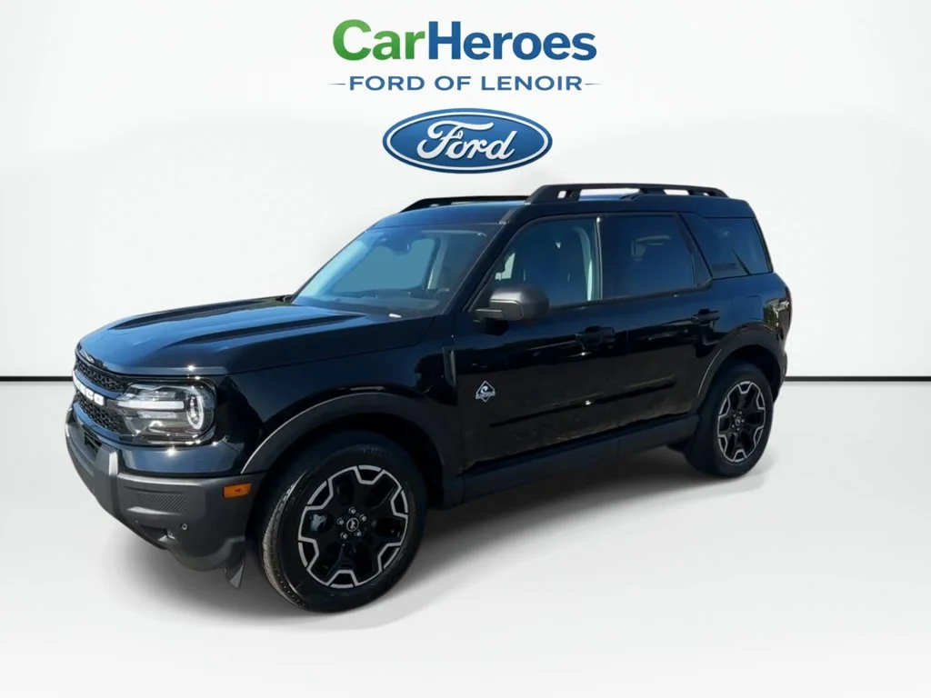 New 2026 Shadow Black Ford Outer Banks® image 4
