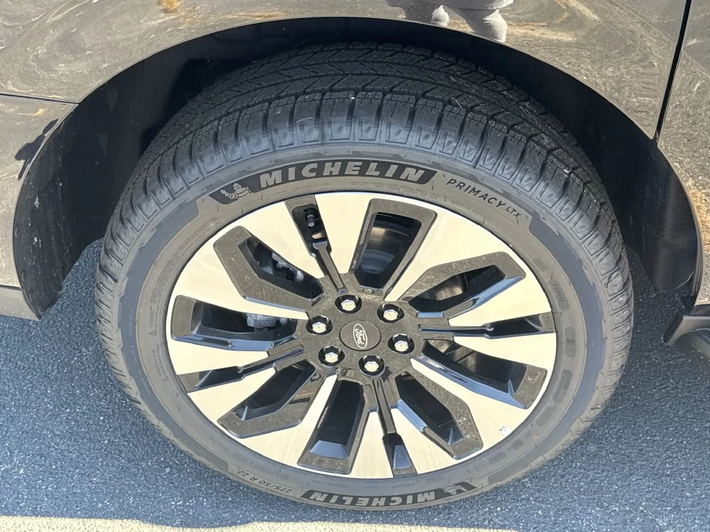 New 2027 Black Ford Platinum image 17