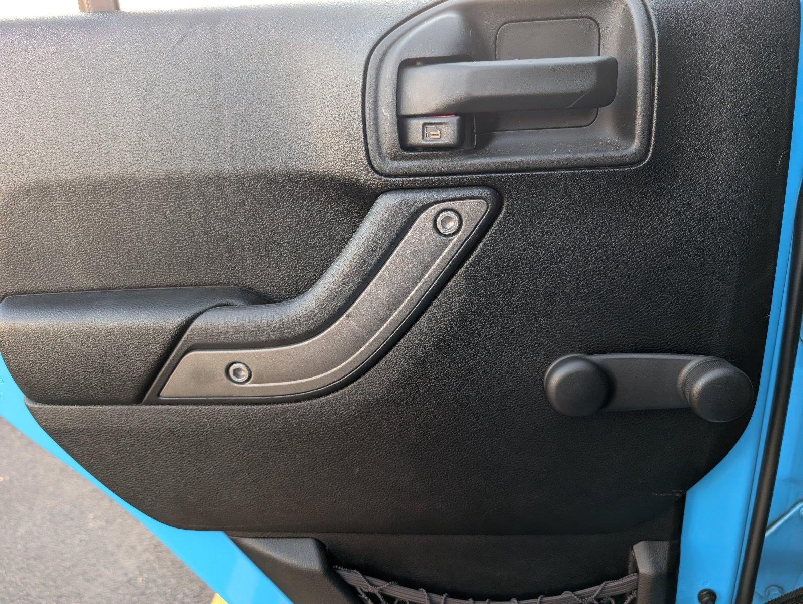 Used 2017 Chief Clearcoat Jeep Sport image 31